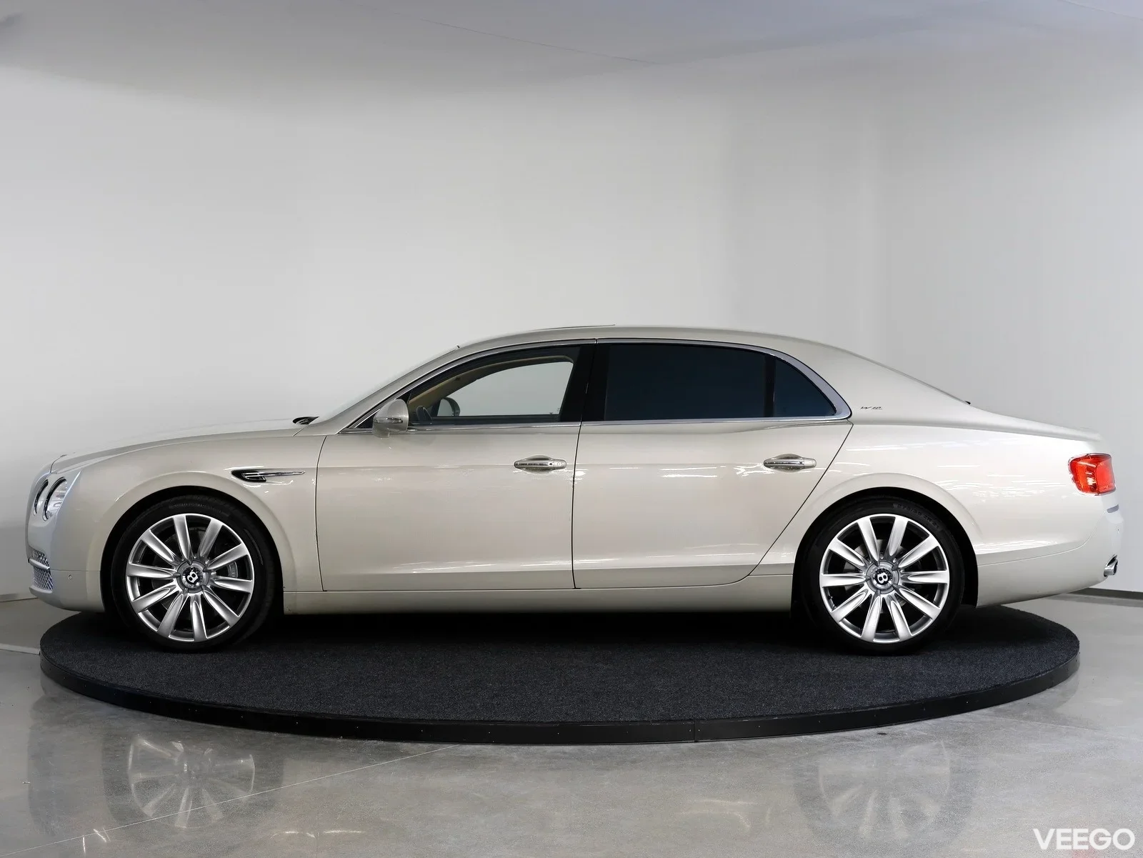 Bentley FLYING SPUR W12 W12 460kW