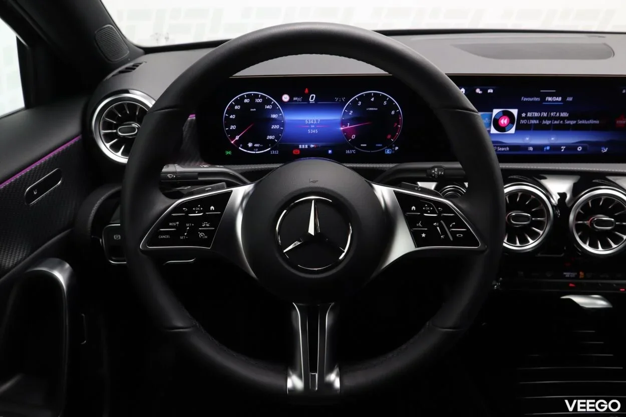 Mercedes-Benz A180 progressive 1.3 100kW