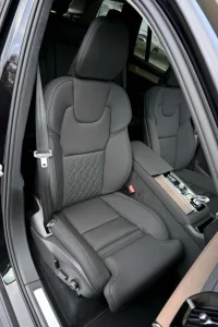 Volvo XC90 T8 TWIN ENGINE AWD H&K ULTRA DARK 7 INTELLI SAFE XENIUM PRO 2 335kW thumbnail