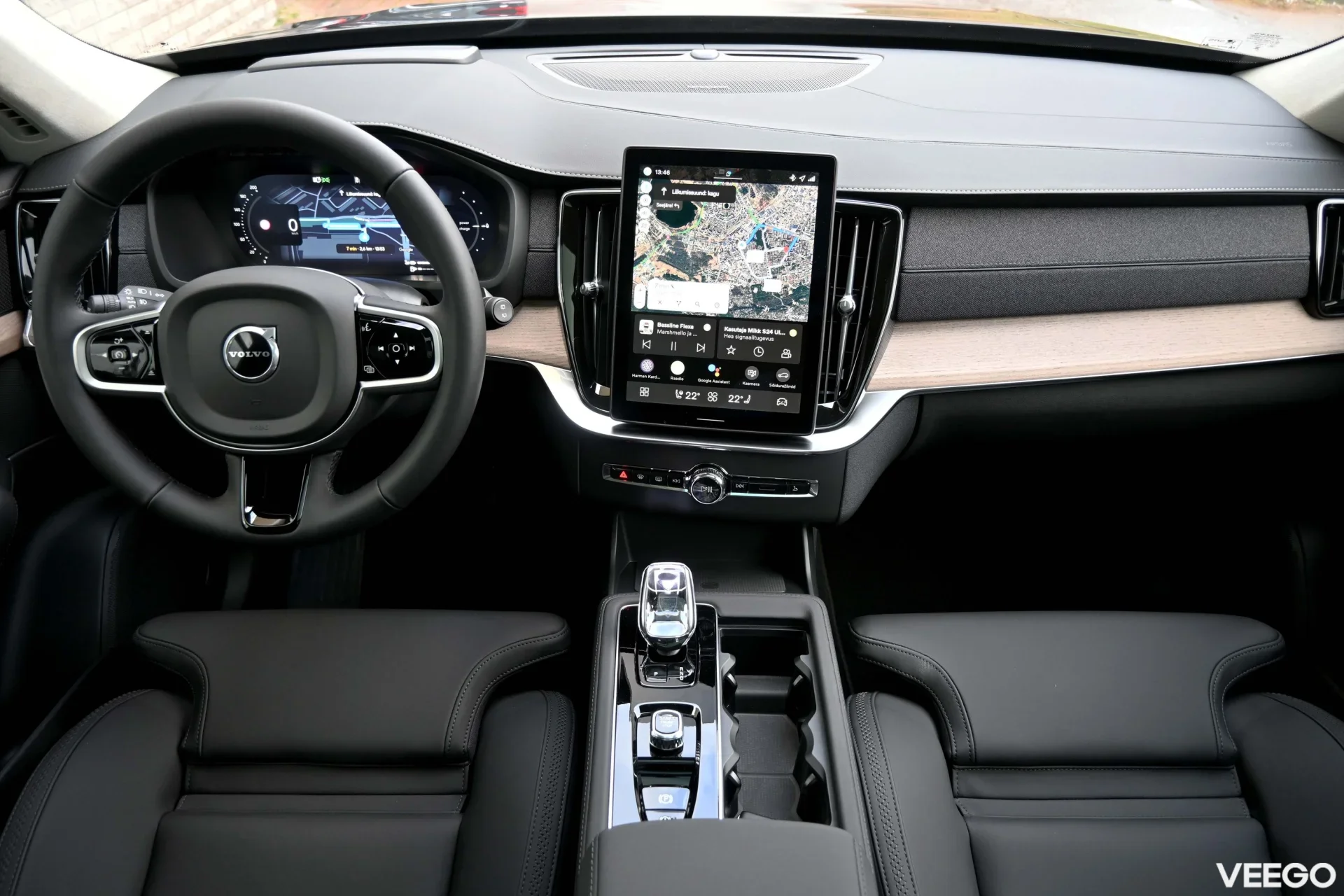 Volvo XC90 T8 TWIN ENGINE AWD H&K ULTRA DARK 7 INTELLI SAFE XENIUM PRO 2 335kW