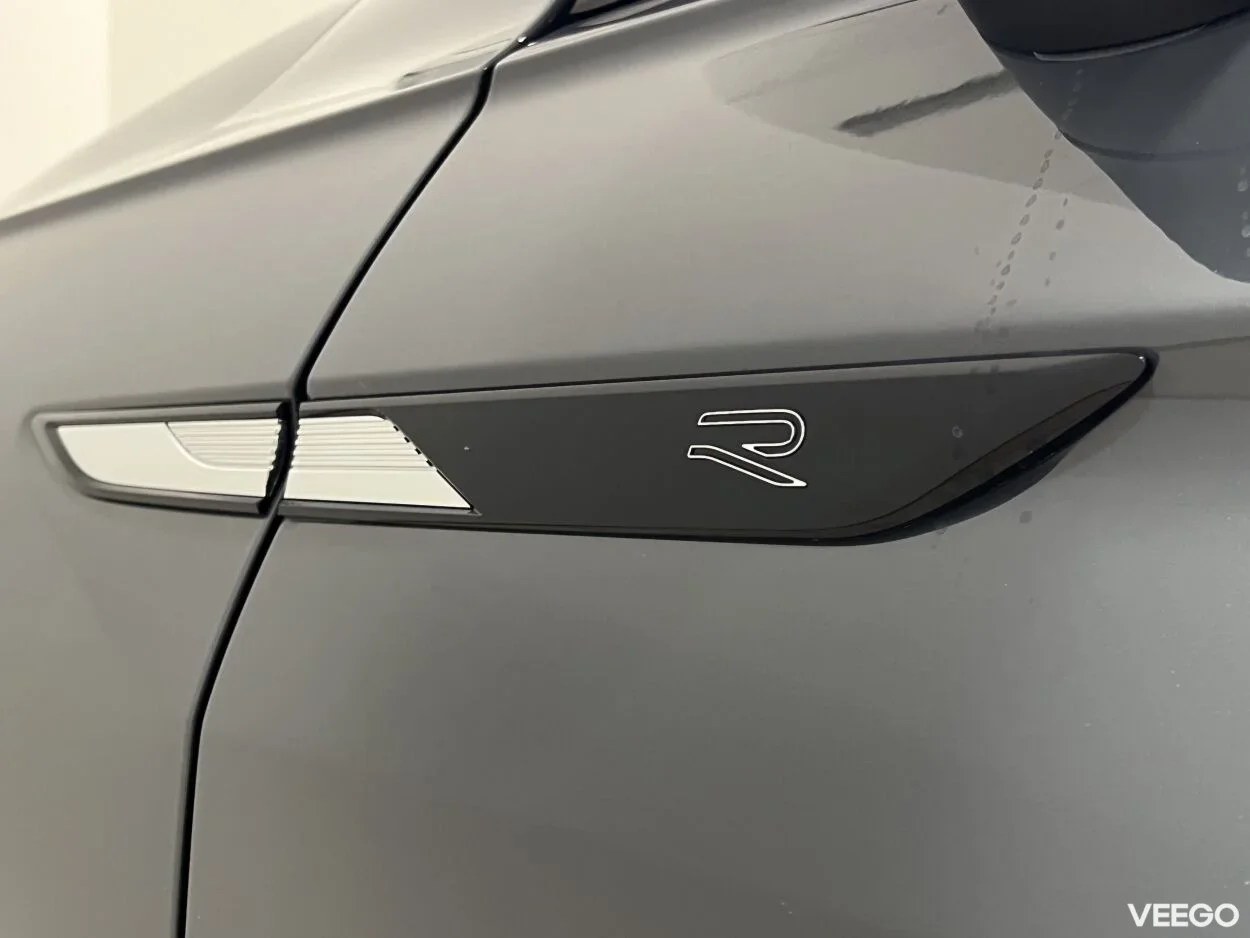 Volkswagen Tiguan FL R-Line 4Motion 2 180kW