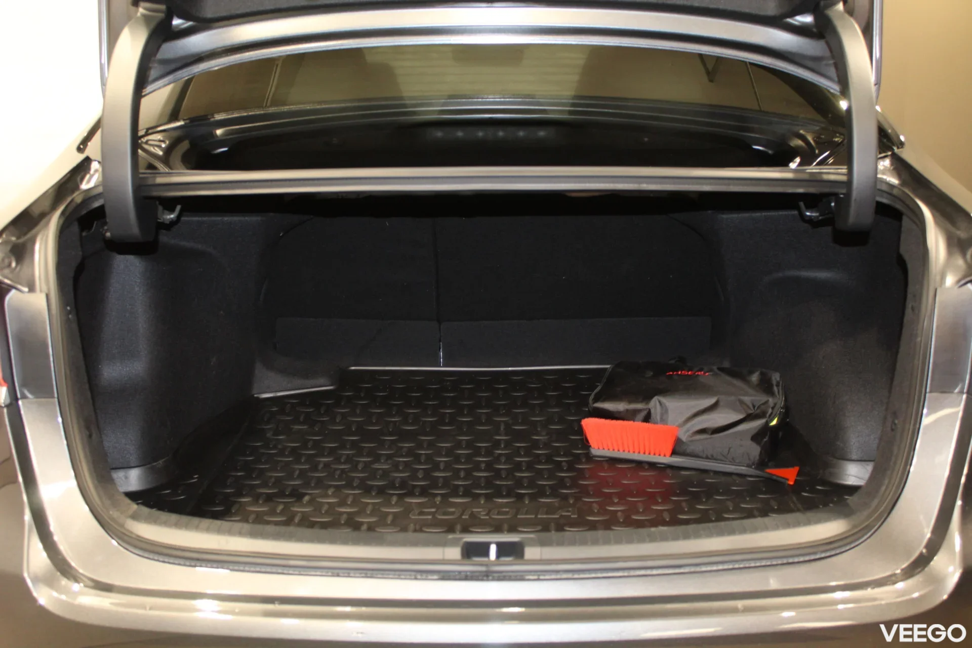 Toyota Corolla Luxury 1.8 72kW