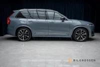Volvo XC90 Recharge T8 AWD Ultimate Dark 3.99% 7-Sits B&W   Pano Hud 335kW thumbnail