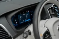 Volvo XC90 Recharge T8 AWD Ultimate Dark 3.99% 7-Sits B&W   Pano Hud 335kW thumbnail