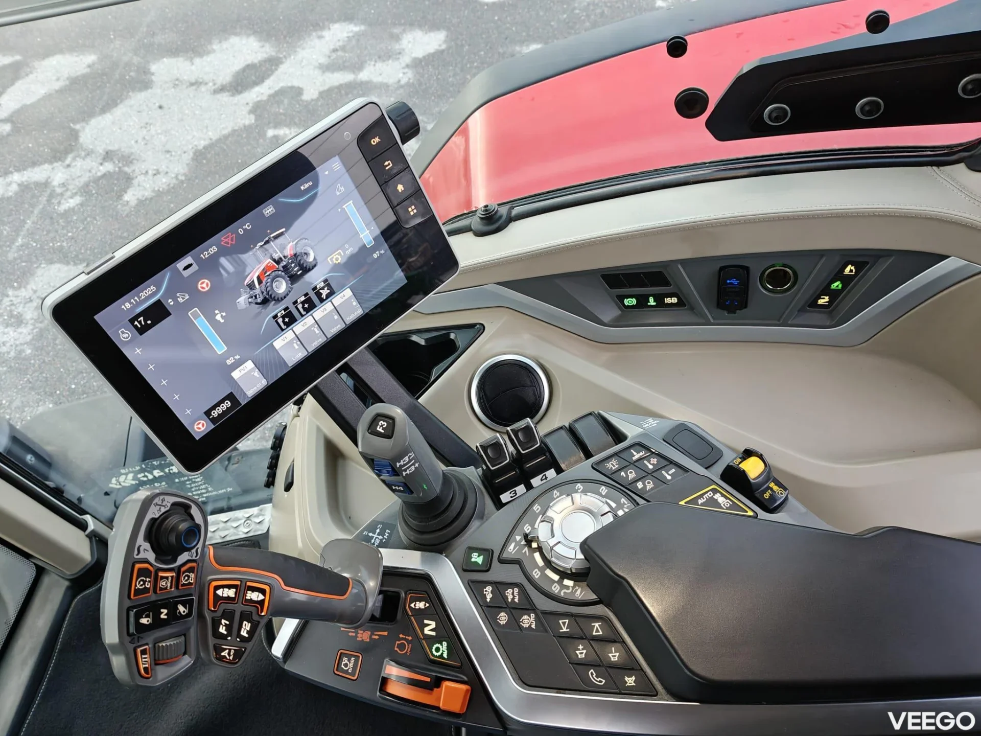 Massey Ferguson 8S.225 Dyna-7 175kW