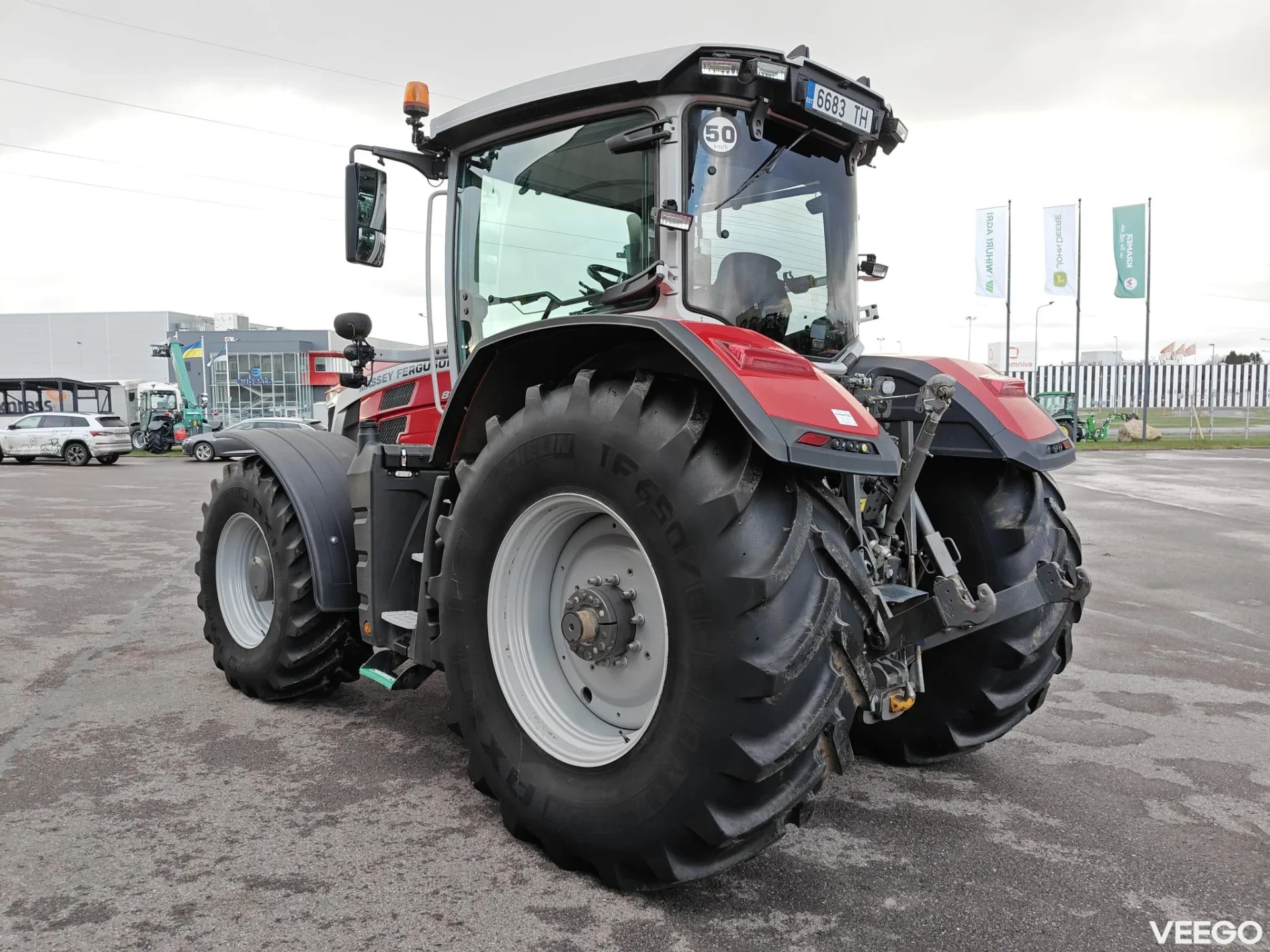 Massey Ferguson 8S.225 Dyna-7 175kW