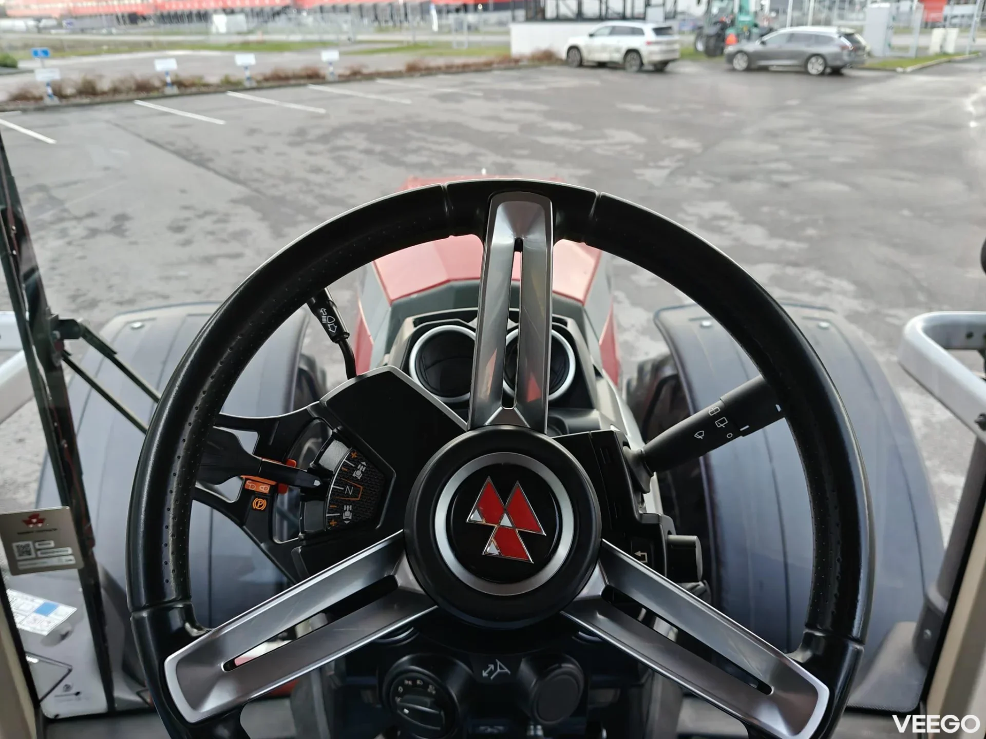 Massey Ferguson 8S.225 Dyna-7 175kW