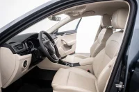 Skoda Superb Combi 4x4 Laurin&Klement 2.0 140kW thumbnail