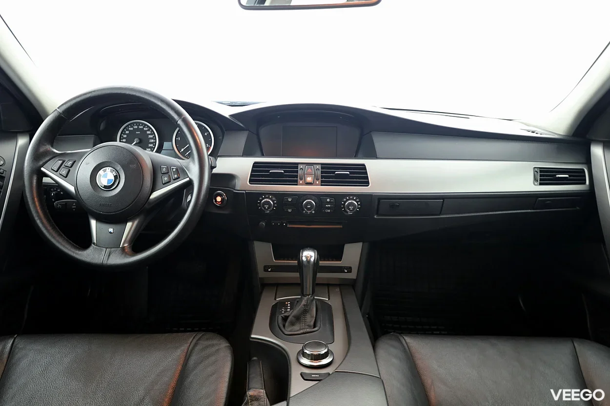 BMW 525 2.5 130kW