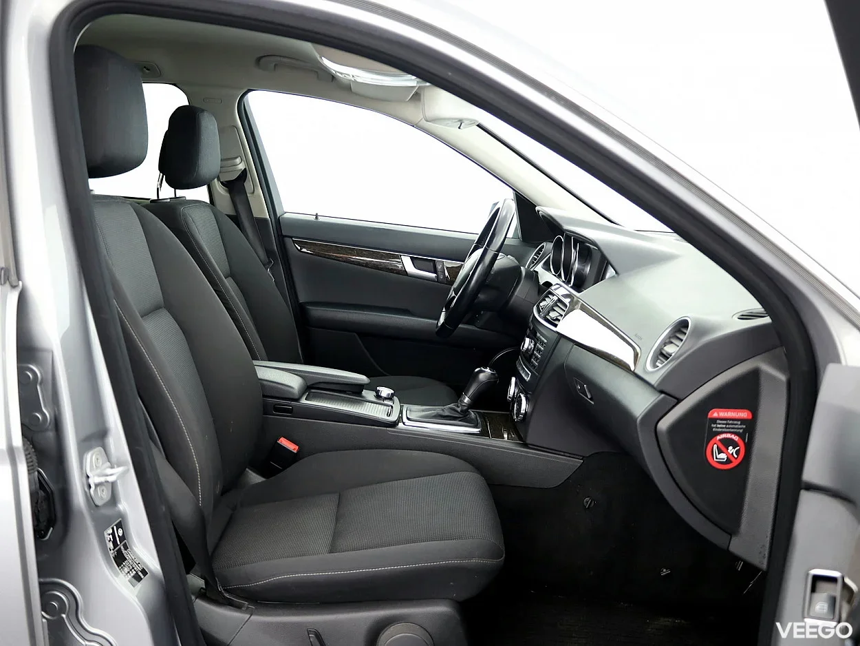 Mercedes-Benz C250 2.1 150kW