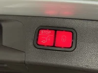 Mercedes-Benz E300 2.0 190kW thumbnail