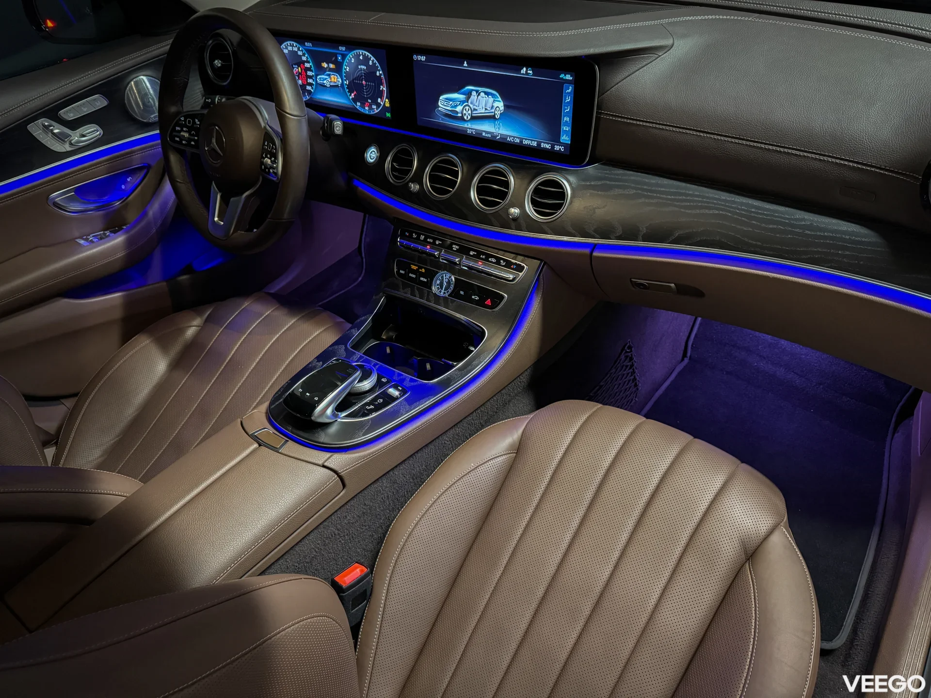 Mercedes-Benz E300 2.0 190kW