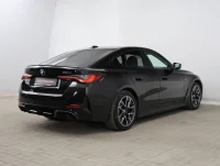 BMW i4 xDrive M-Sportpakett 400kW thumbnail