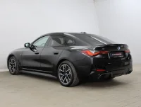 BMW i4 xDrive M-Sportpakett 400kW thumbnail