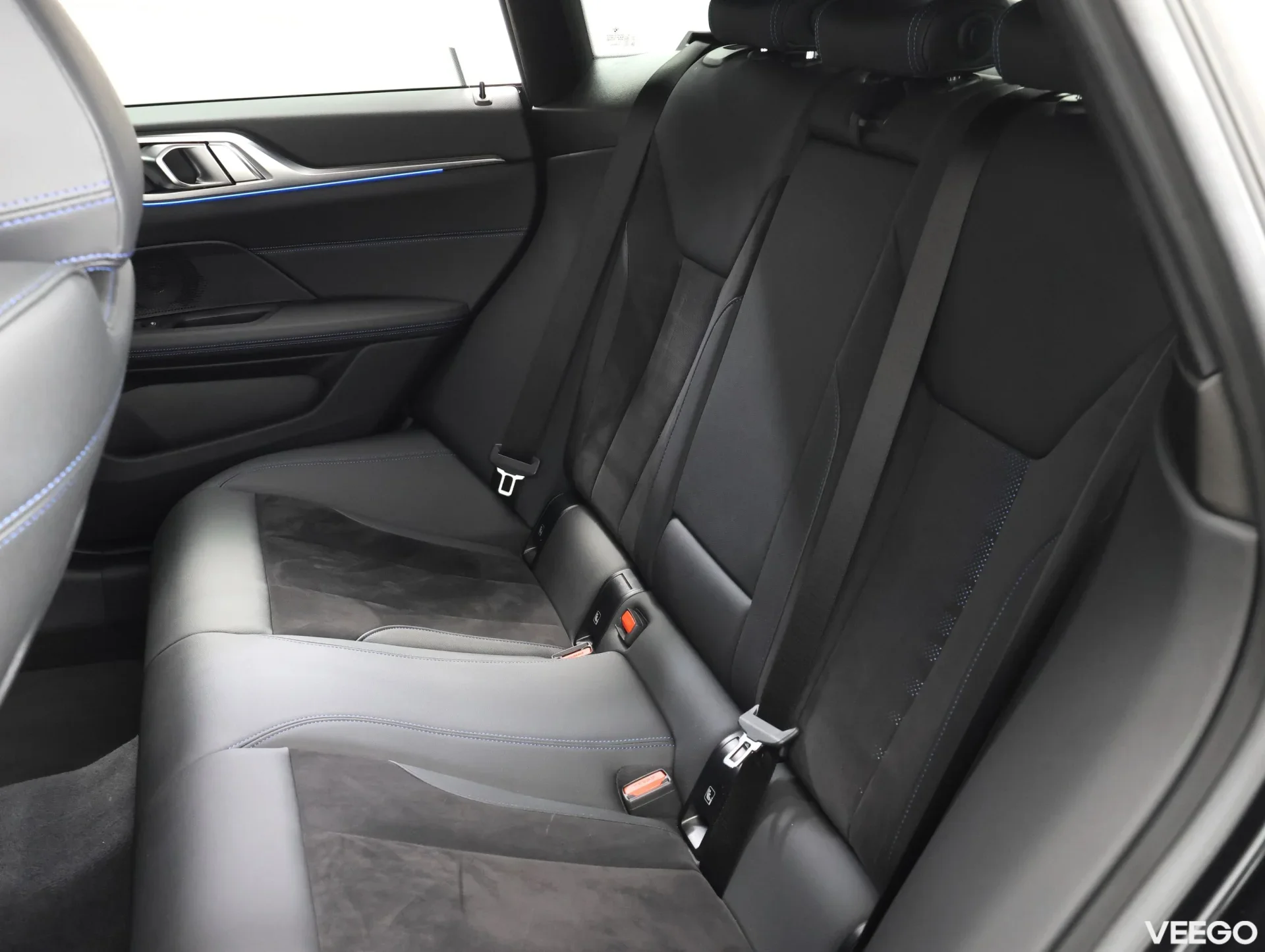 BMW i4 xDrive M-Sportpakett 400kW