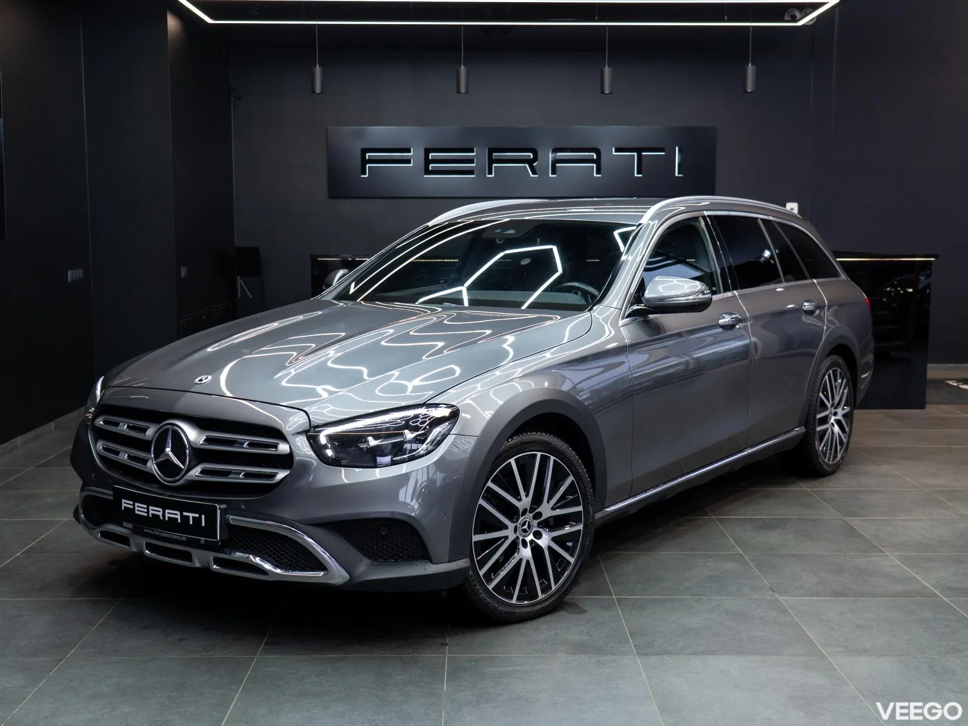 Mercedes-Benz E220 2.0 147kW