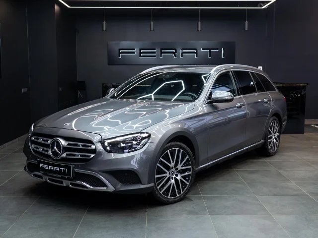 Image of Mercedes-Benz E220 2.0 147kW