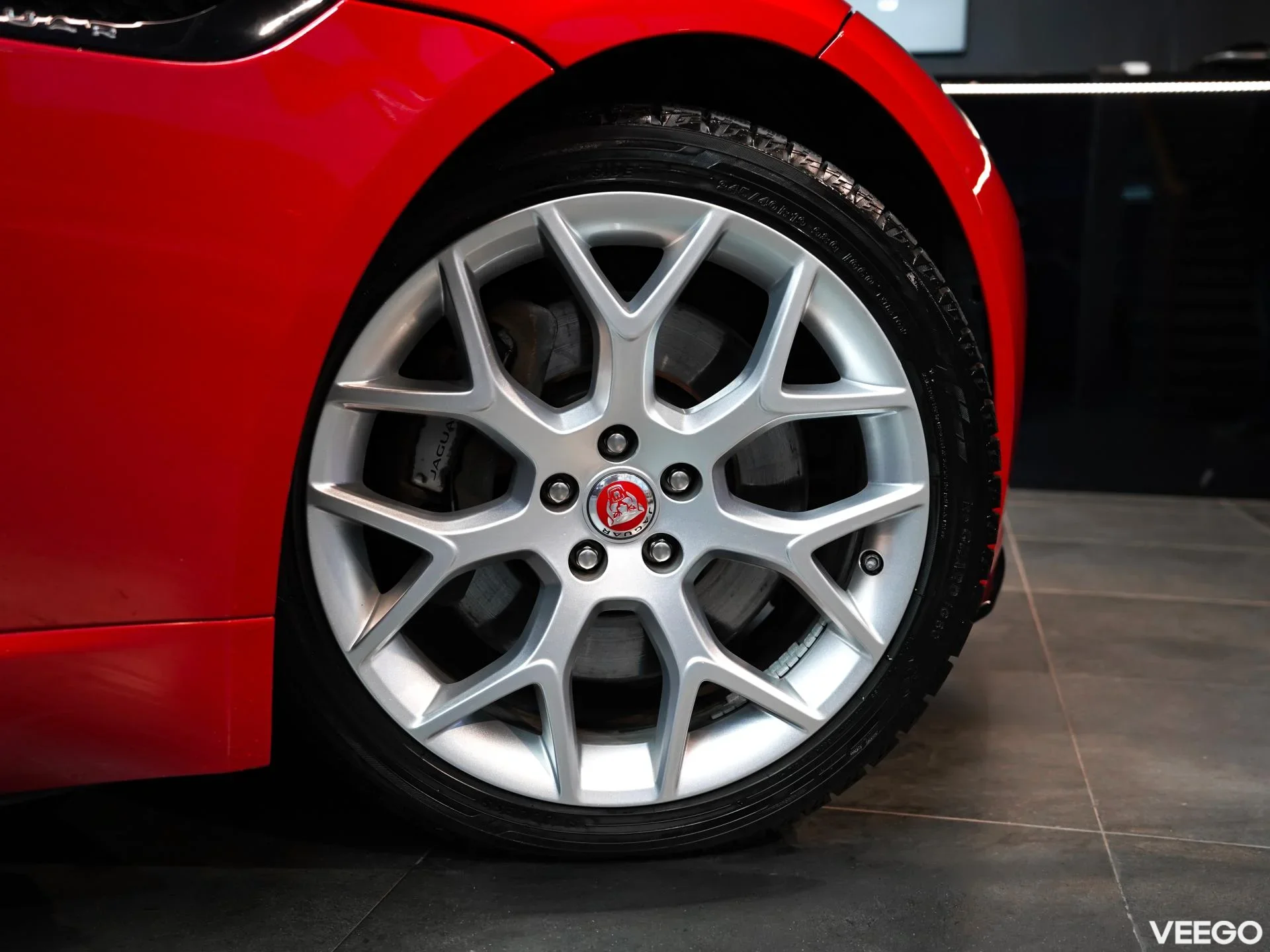 Jaguar F-Type 2.0 221kW