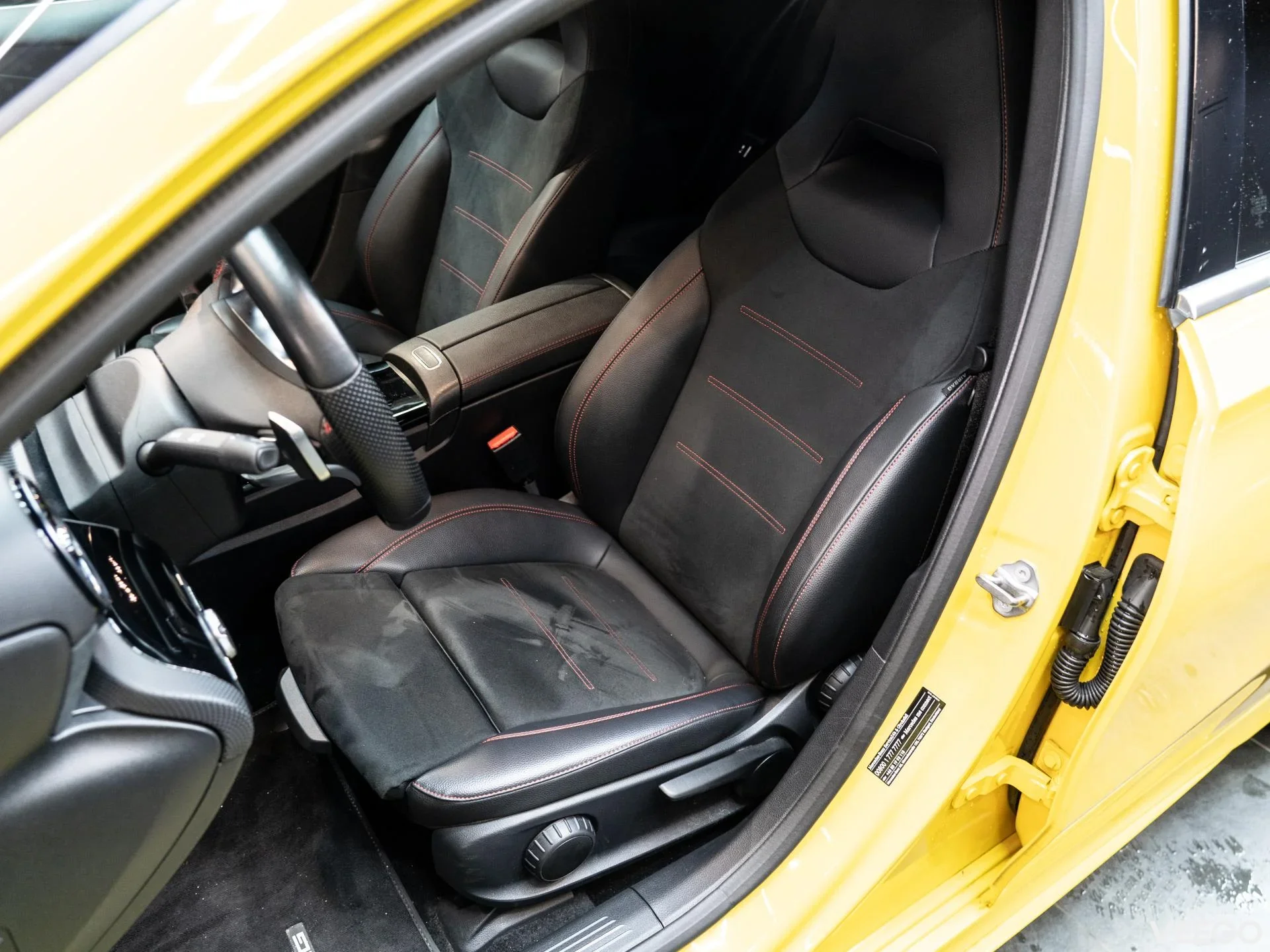 Mercedes-Benz A180 1.3 100kW