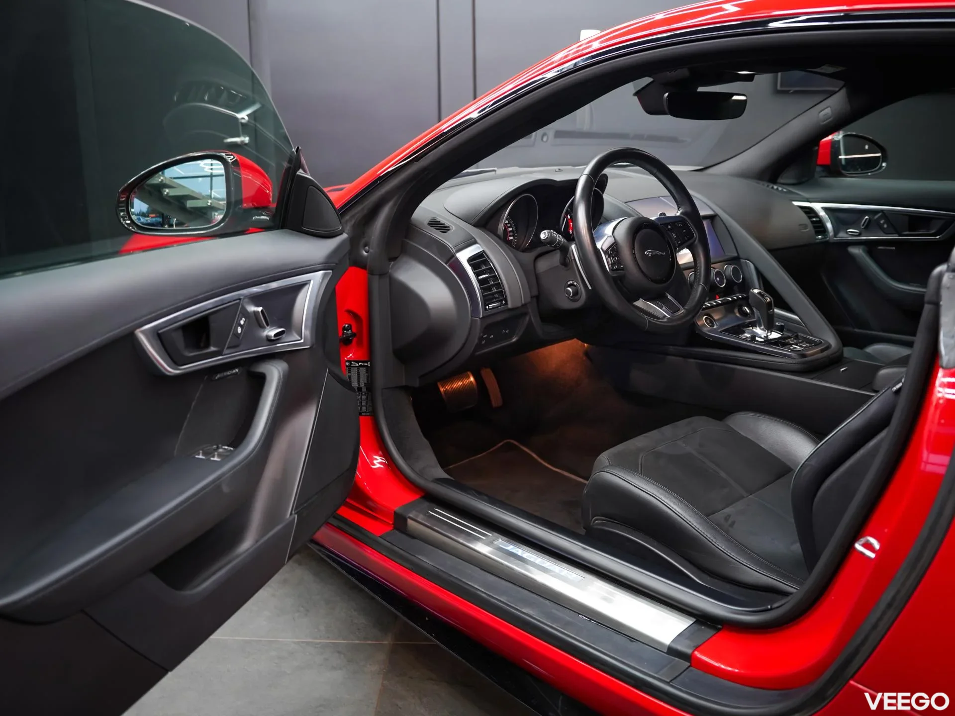 Jaguar F-Type 2.0 221kW