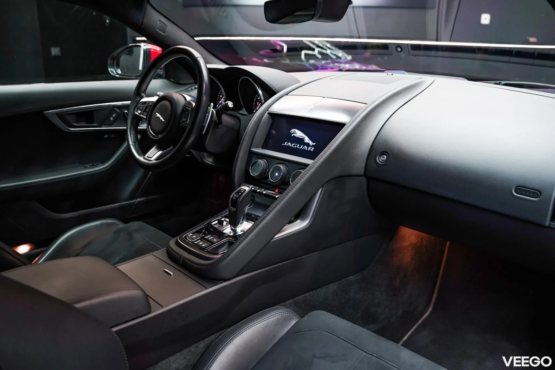 Jaguar F-Type 2.0 221kW