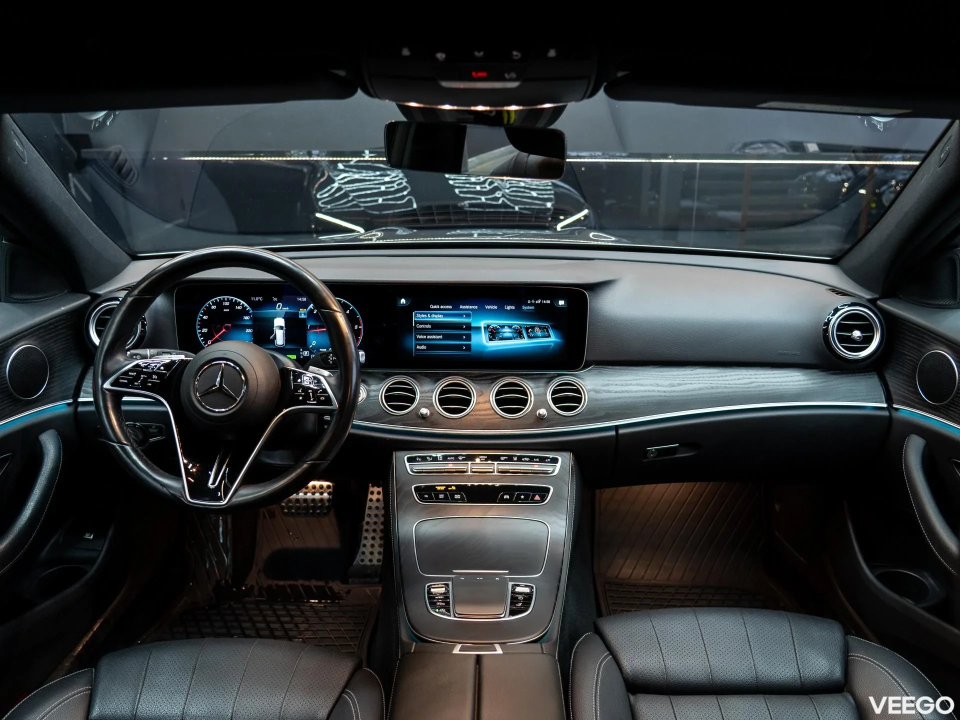 Mercedes-Benz E220 2.0 147kW