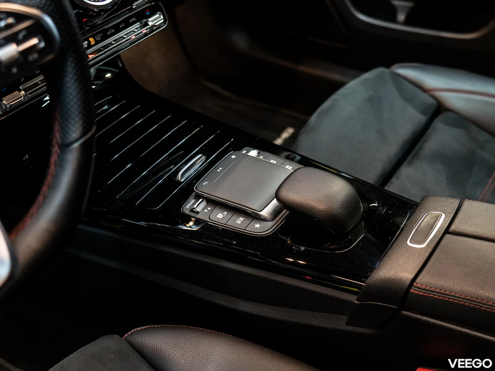 Mercedes-Benz A180 1.3 100kW