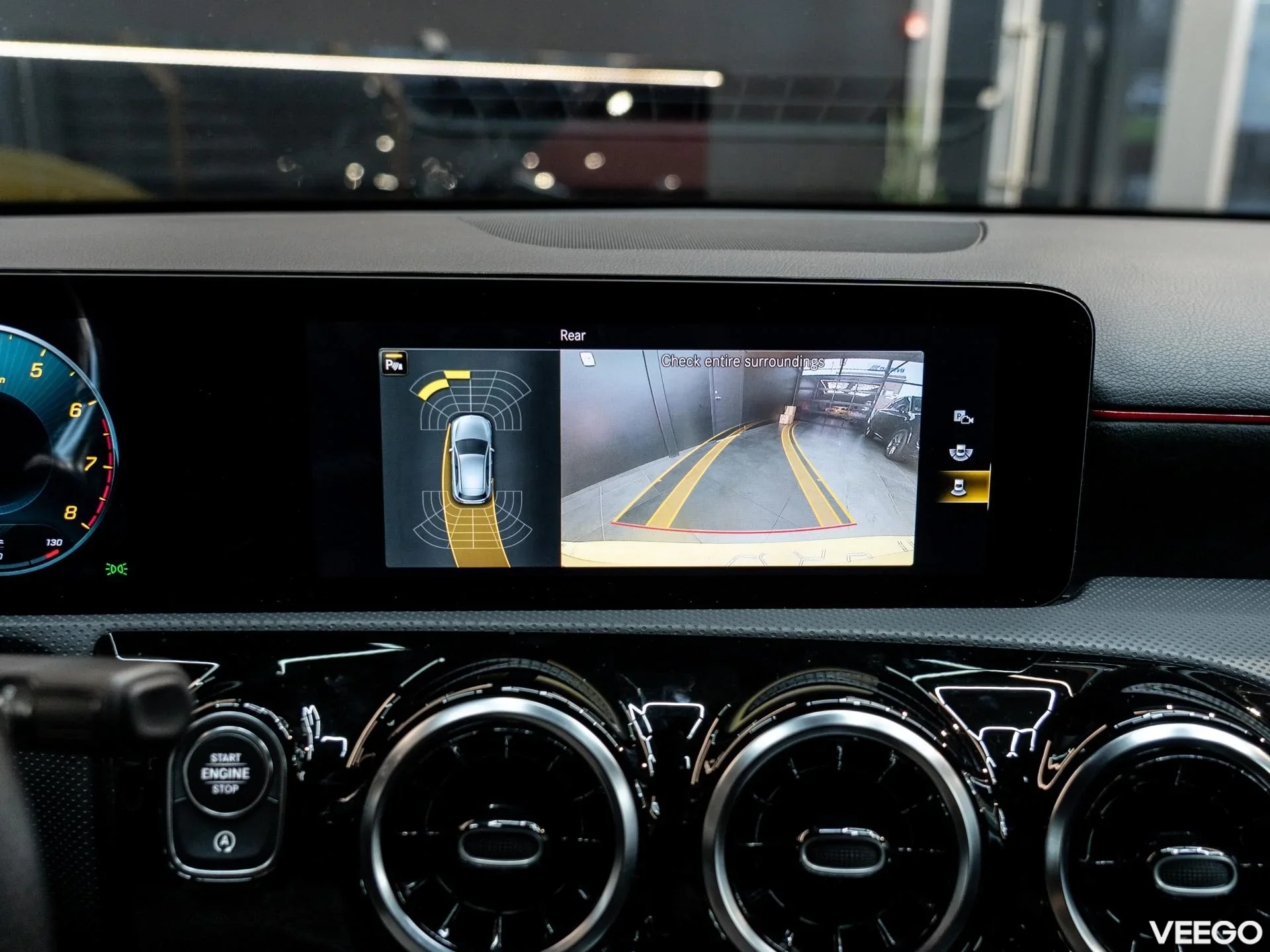 Mercedes-Benz A180 1.3 100kW