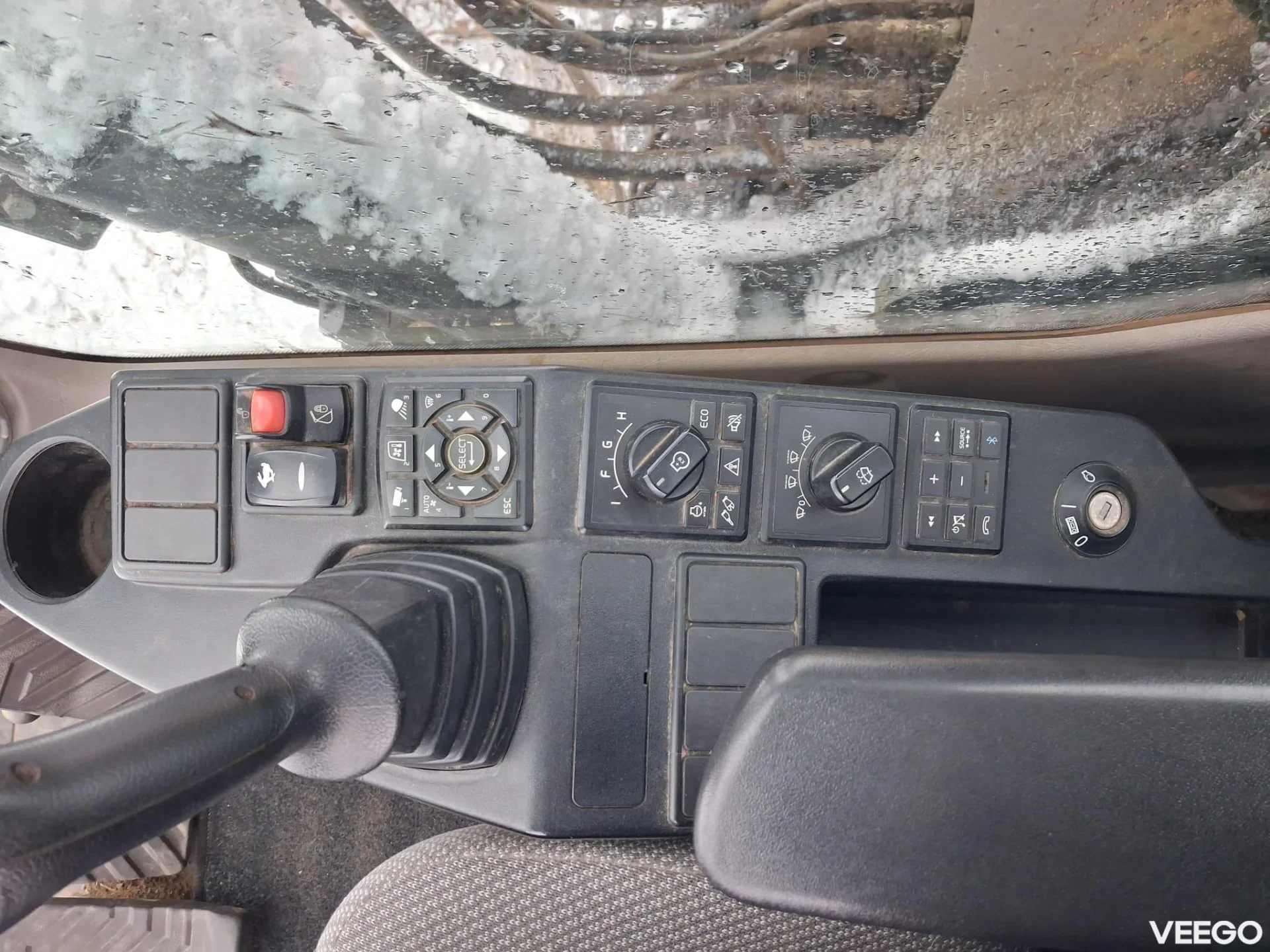 Volvo EC220E