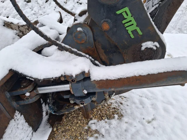 Image of Volvo EC220E