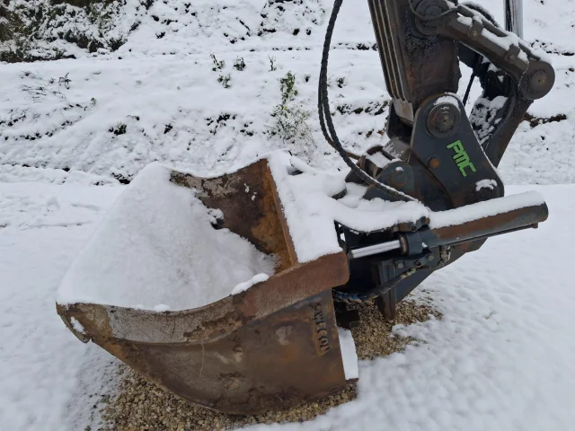 Image of Volvo EC220E