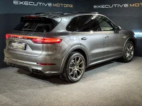 Porsche Cayenne E-Hybrid Sport Design 3.0 250kW thumbnail