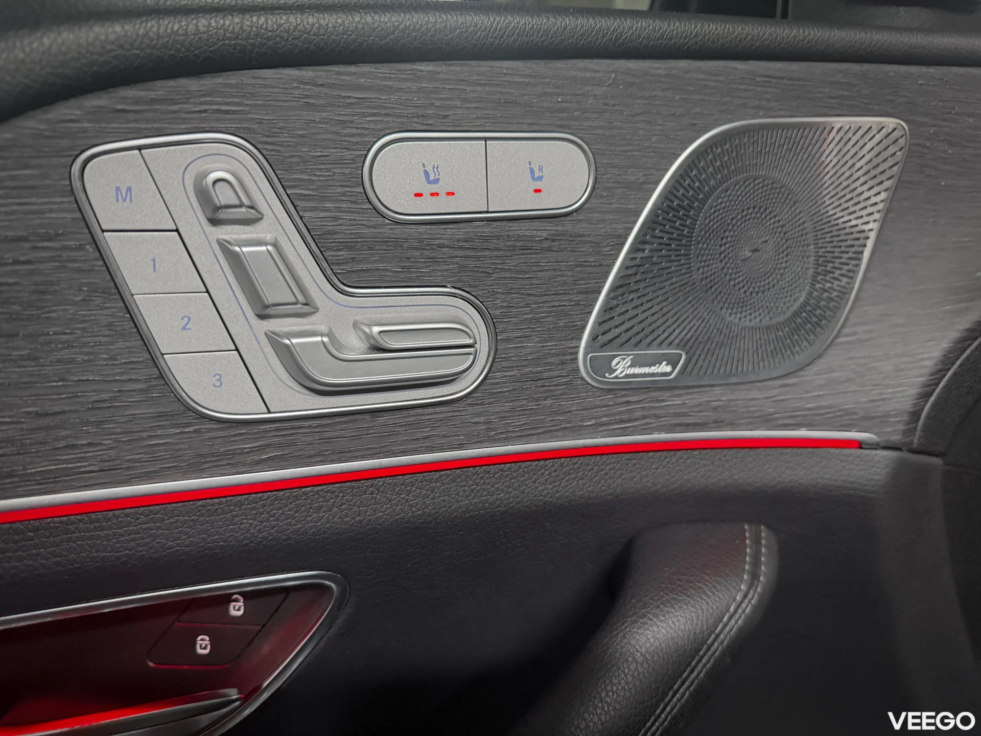 Mercedes-Benz GLE300 2.0 180kW