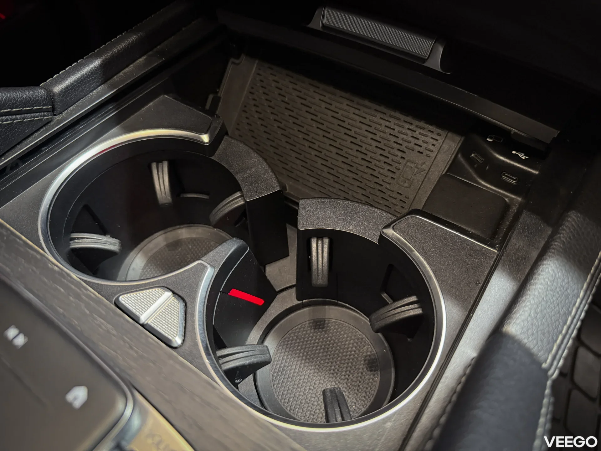 Mercedes-Benz GLE300 2.0 180kW