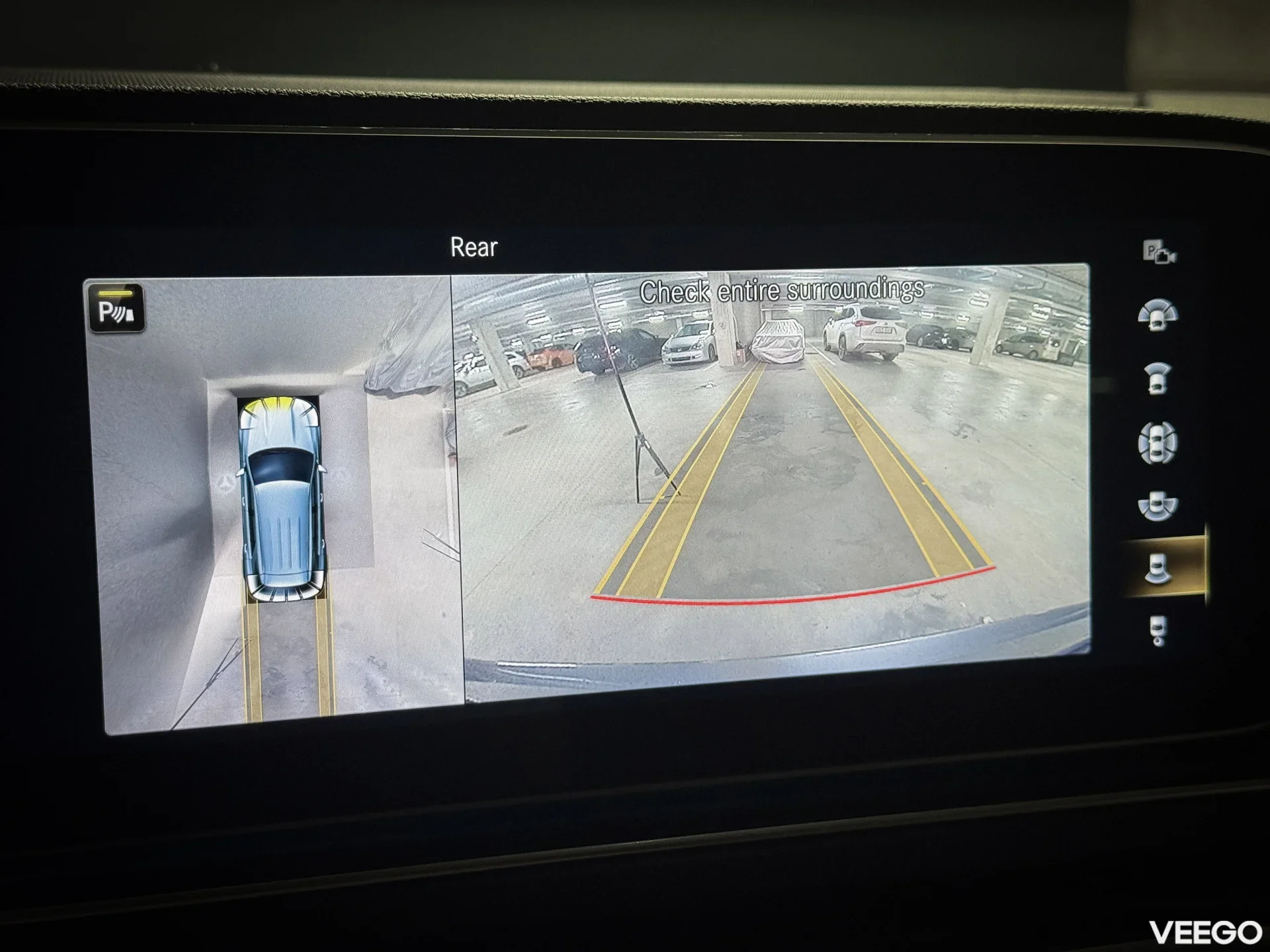 Mercedes-Benz GLE300 2.0 180kW