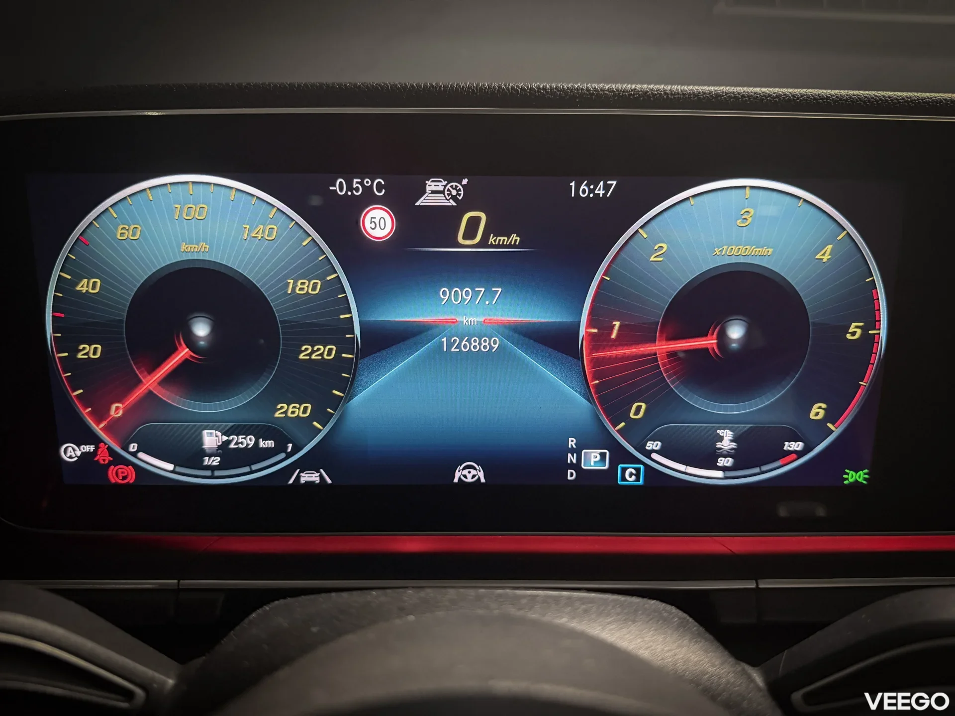 Mercedes-Benz GLE300 2.0 180kW