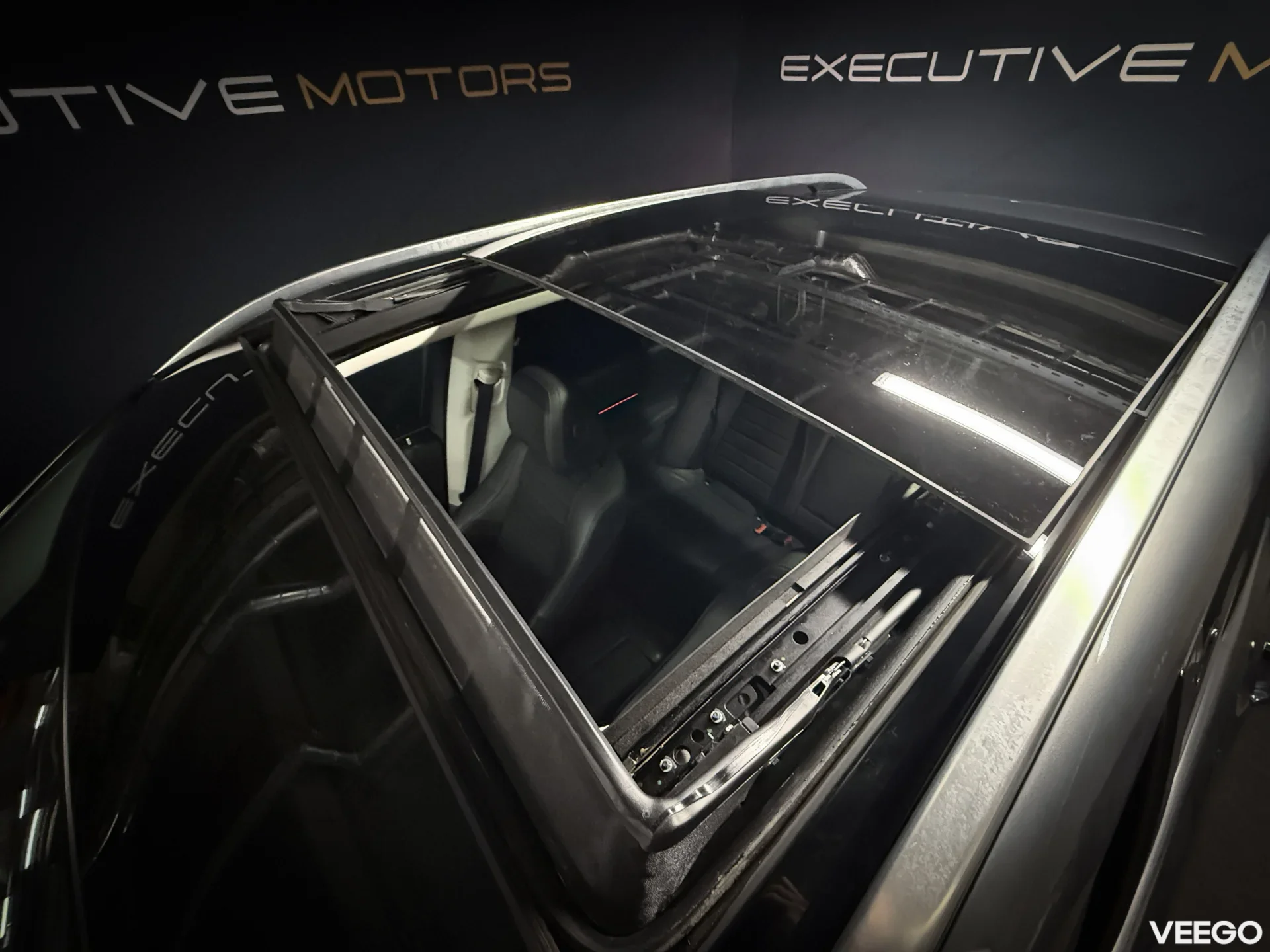 Mercedes-Benz GLE300 2.0 180kW