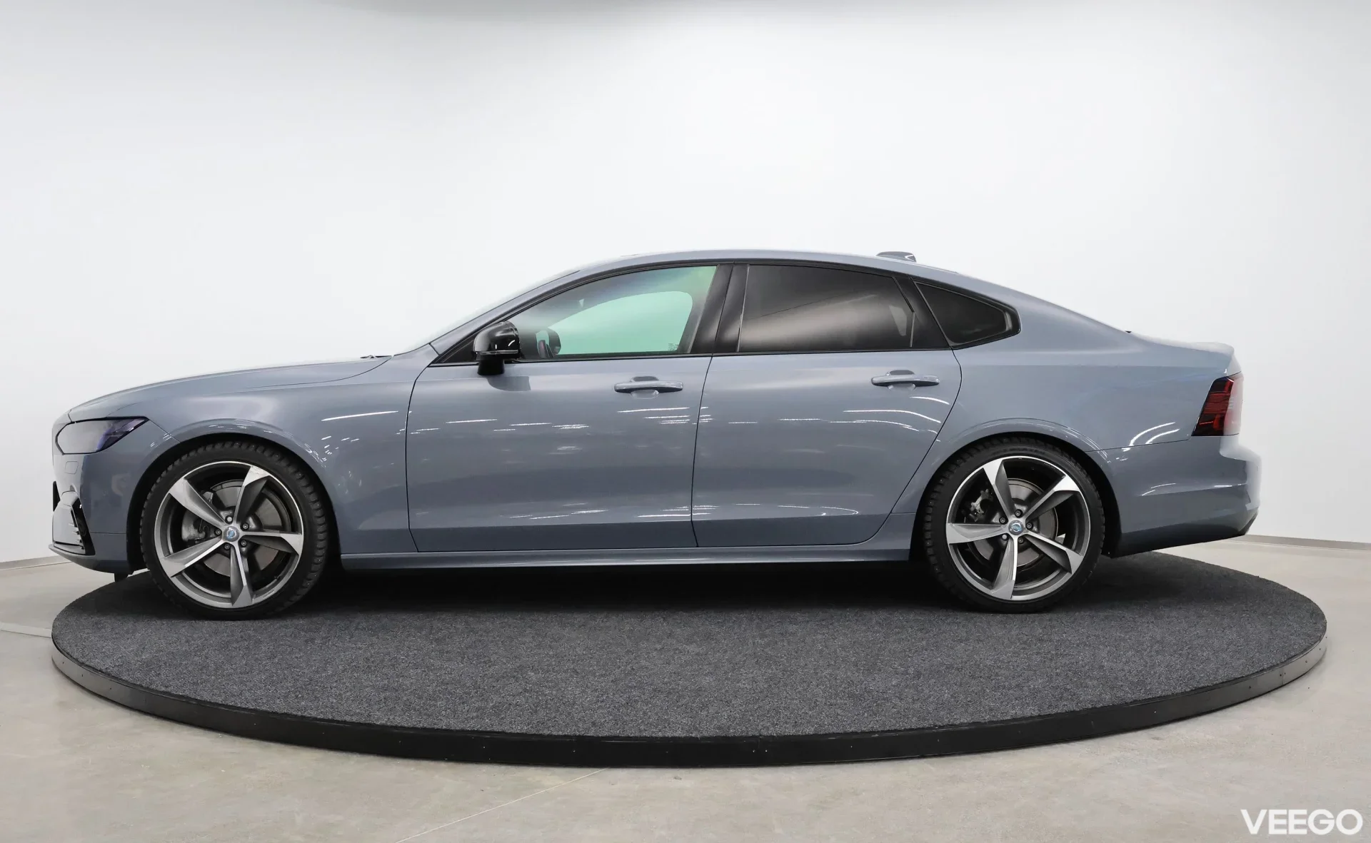 Volvo S90 B5 AWD R-Desing 173kW
