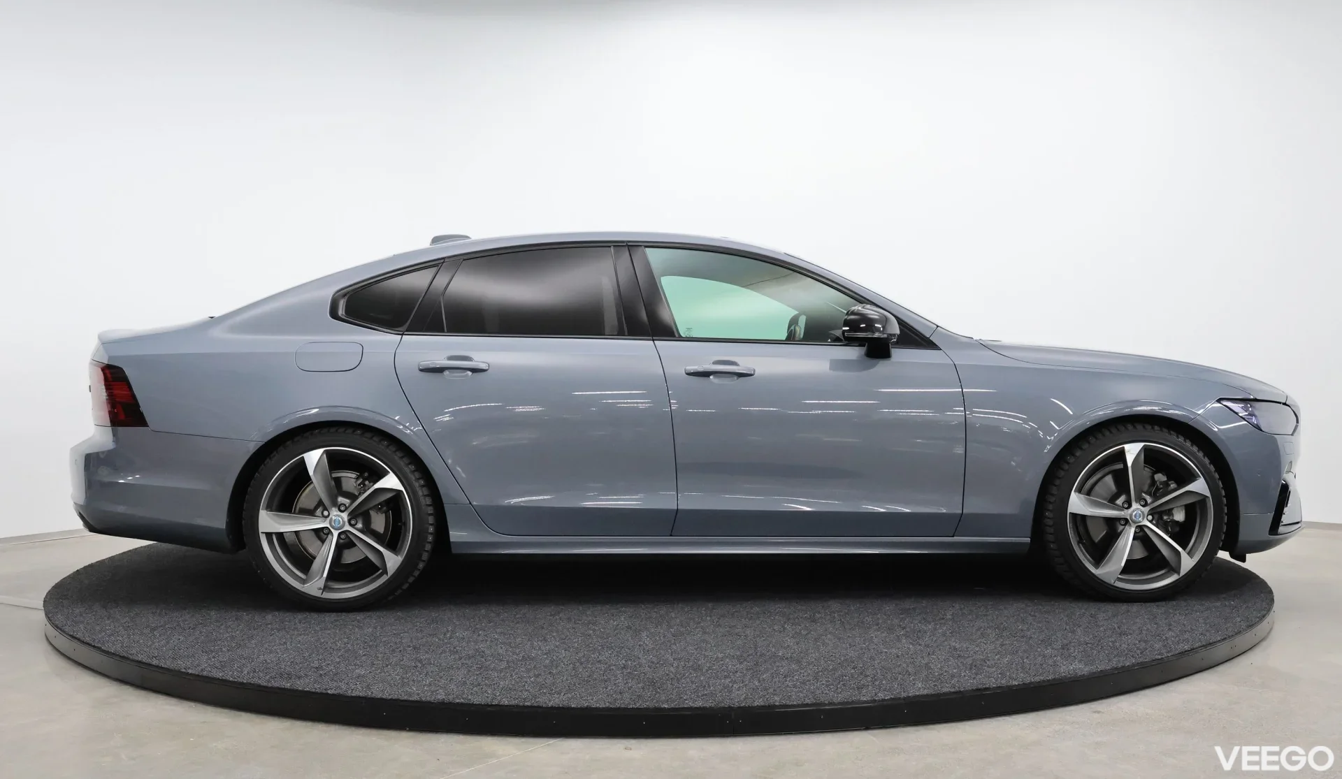 Volvo S90 B5 AWD R-Desing 173kW