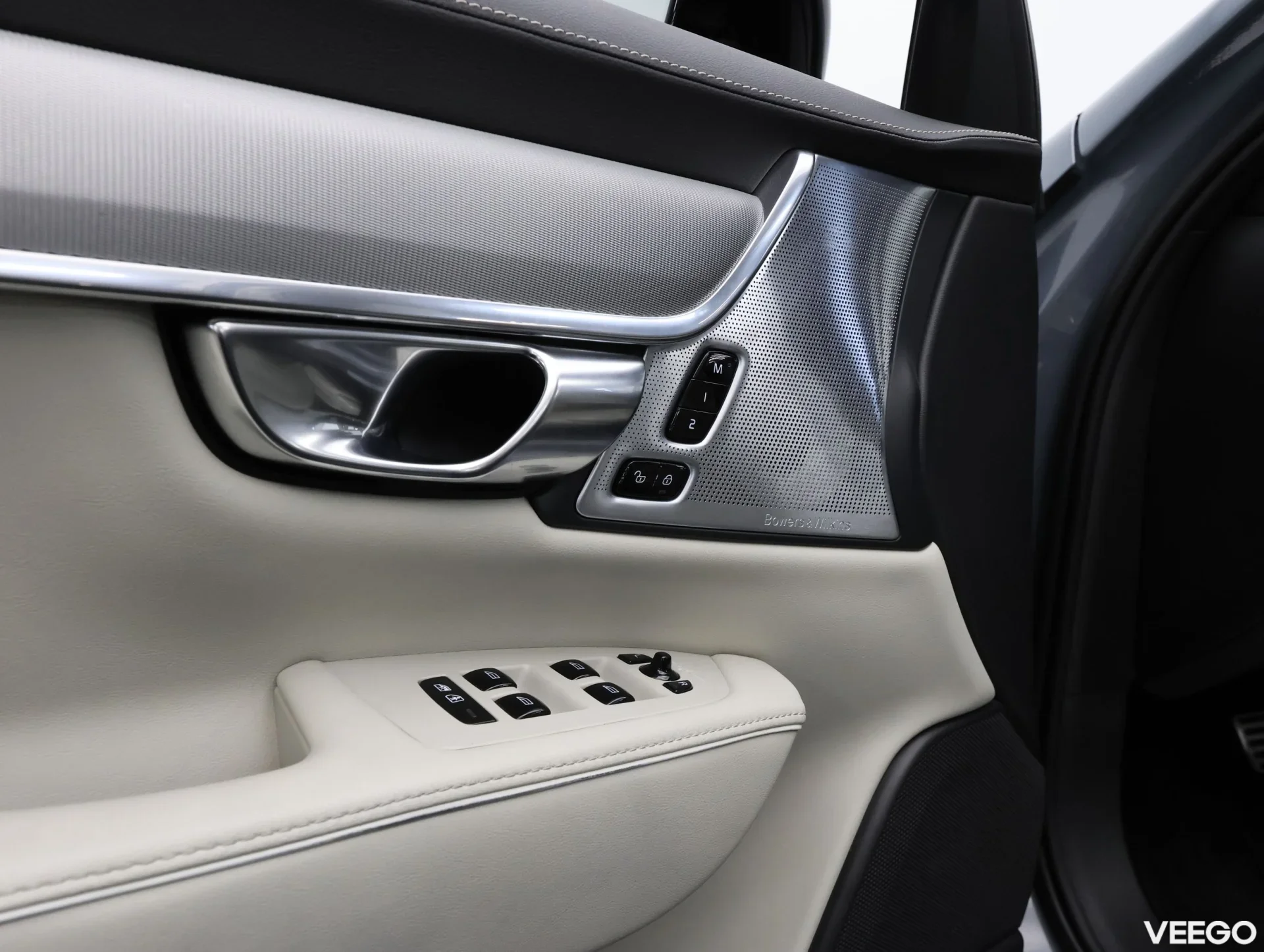 Volvo S90 B5 AWD R-Desing 173kW