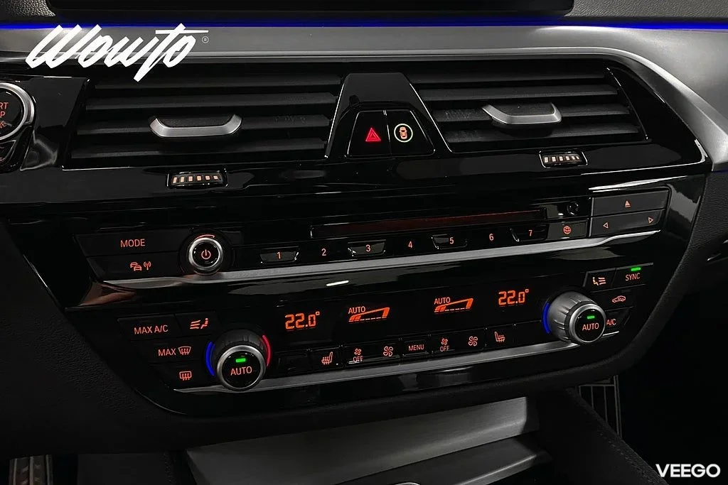 BMW 520 d xDrive Sedan 190HK M Sport /Drag /Värmare /HiFi 140kW