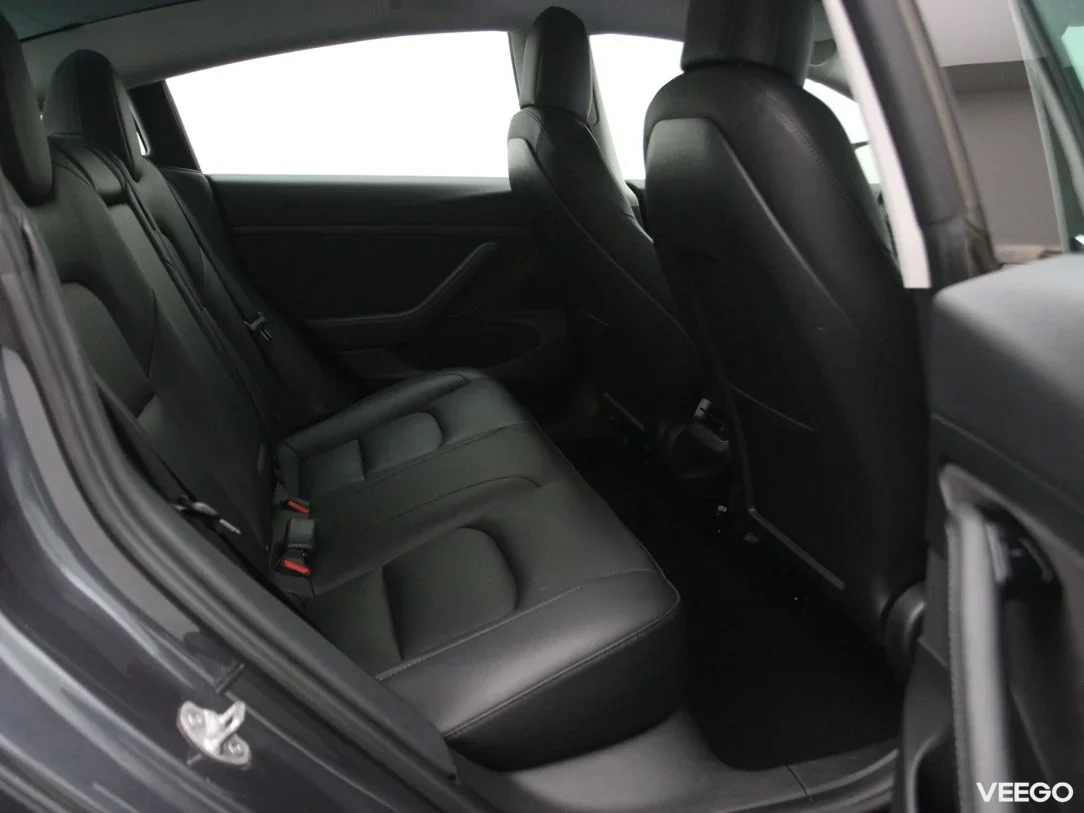 Tesla Model 3 0 175kW