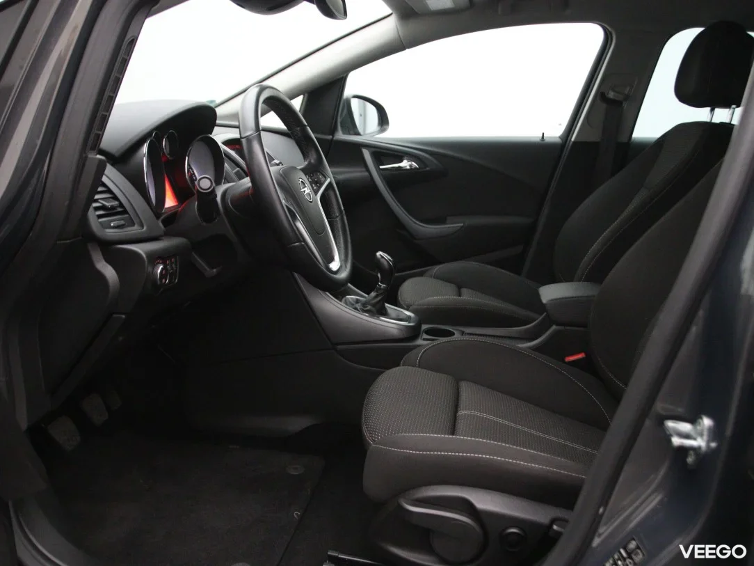 Opel Astra 1.6 100kW