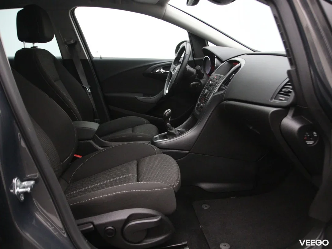 Opel Astra 1.6 100kW