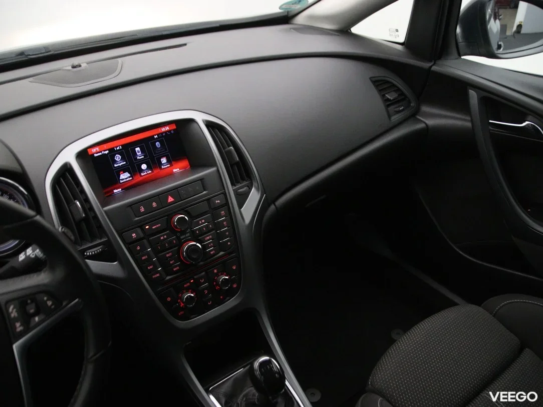 Opel Astra 1.6 100kW