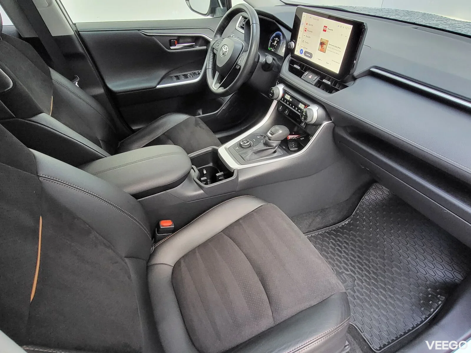 Toyota RAV4 2.5 131kW