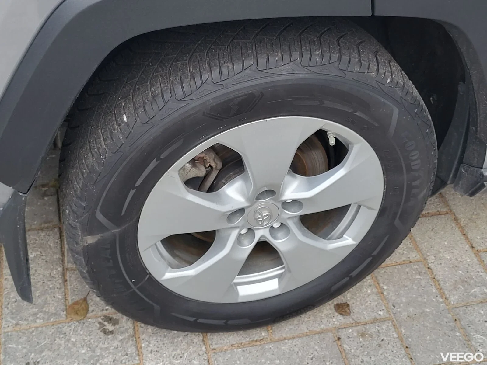 Toyota RAV4 2.5 131kW