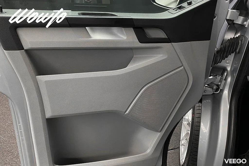 Volkswagen Transporter 2.0 TDI 4M DSG 150HK L2 3-Sits /Moms 110kW