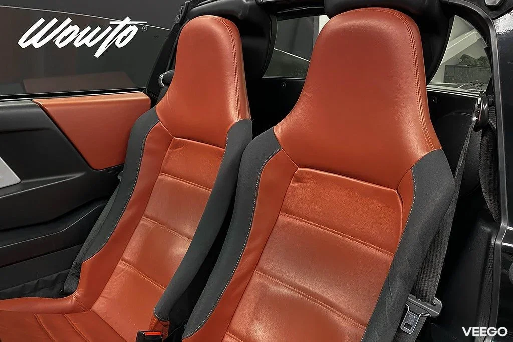 Opel Speedster 2.2 NA 147HK Manuell / Skinn / Cab 108kW