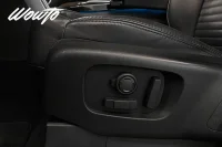 Land Rover Discovery TD4 4WD HSE Luxury 7-Sits /Pano/Se Spec 132kW thumbnail